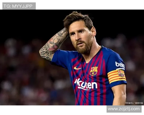 与足球球星碰拳的神秘人物究竟是谁背后有着怎样的故事与缘由